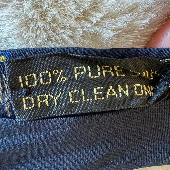 Giorgio Armani 100% Silk Tie Made in Italy Dark Blue with Green Y2K Vintage - Picture 2 of 7